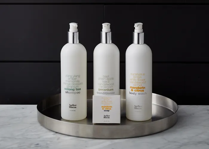 Luxury hotel only: The Alexis Royal Sonesta Hotel Seattle