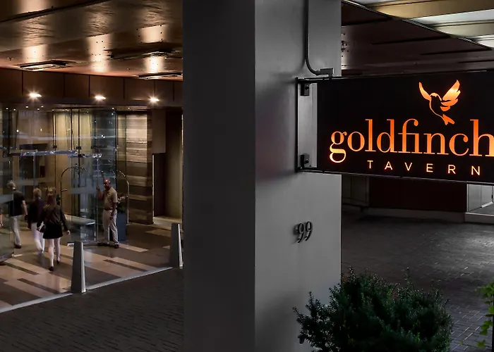 Luxury hotel only: Four Seasons Hotel Seattle