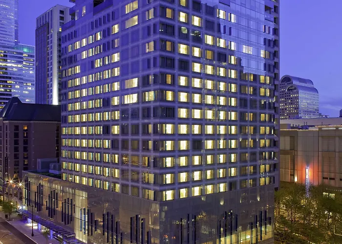 Hotel with view: Hyatt At Olive 8